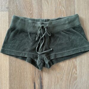 Hard tail Womans Terrycloth Shorts Size Large Olive Green in EUC